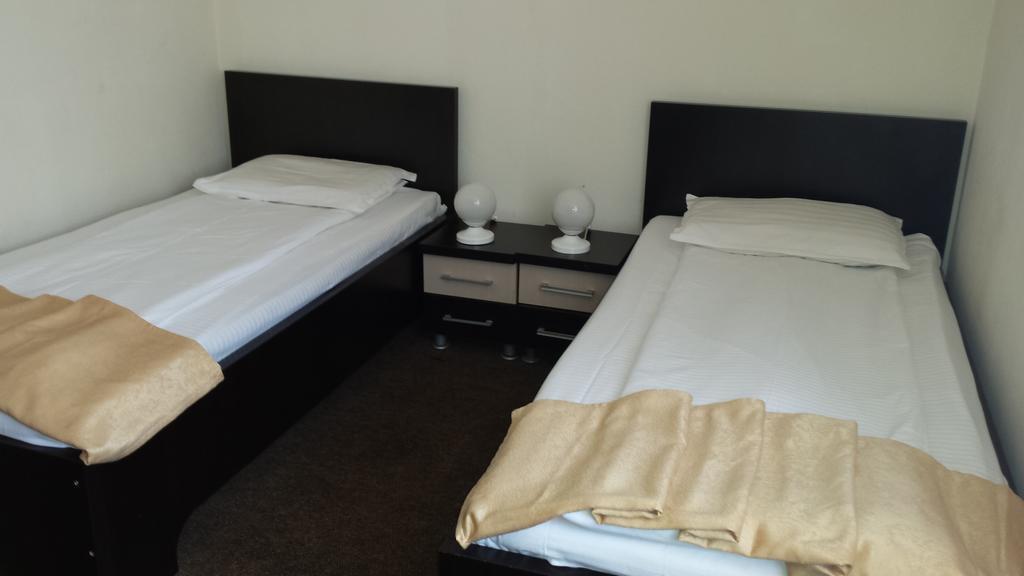 Dacia Hotel Băile Herculane Værelse billede