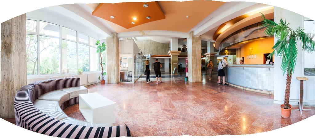Dacia Hotel Băile Herculane Eksteriør billede